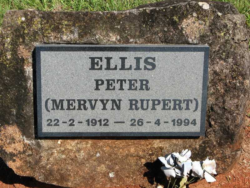 Photo of headstones/Mervyn Rupert Elis d1994 hdstn Nymboida